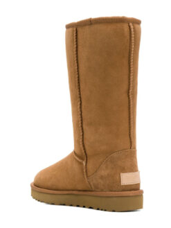 UGG Fur-lined snow boots